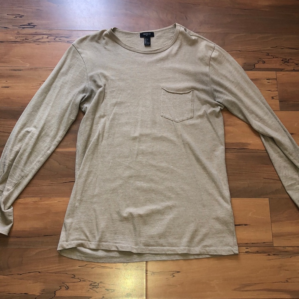 Long sleeve T-shirt